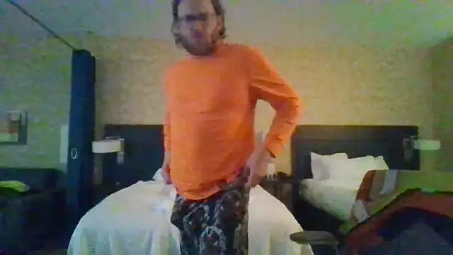 Snapshot of rrunner7718 chatting on 01-23-25, 01:30 rrunner7718 online show from 01-23-25, 01:30