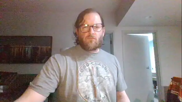 Snapshot of rrunner7718 chatting on 03-18-25, 05:52 rrunner7718 online show from 03-18-25, 05:52