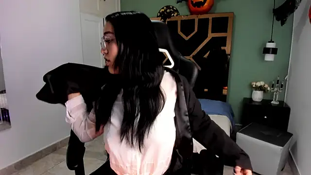 Billie Jhonson  online show from 11-04-25, 07:24