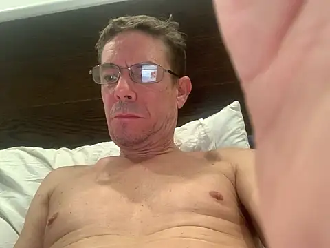 Kenhornu online show from 03-08-26, 03:54