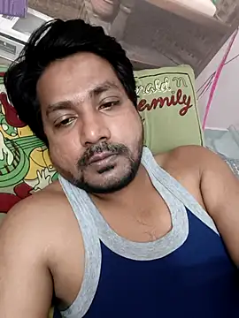 Snapshot of PARTHI012025 chatting on 03-25-26, 03:29 PARTHI012025 online show from 03-25-26, 03:29