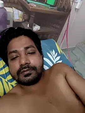 Snapshot of PARTHI012025 chatting on 04-09-26, 01:05 PARTHI012025 online show from 04-09-26, 01:05