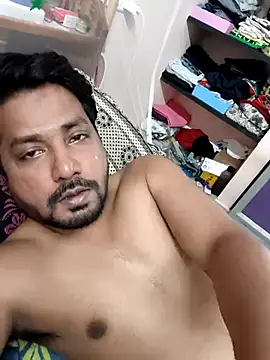 Snapshot of PARTHI012025 chatting on 05-08-26, 02:11 PARTHI012025 online show from 05-08-26, 02:11