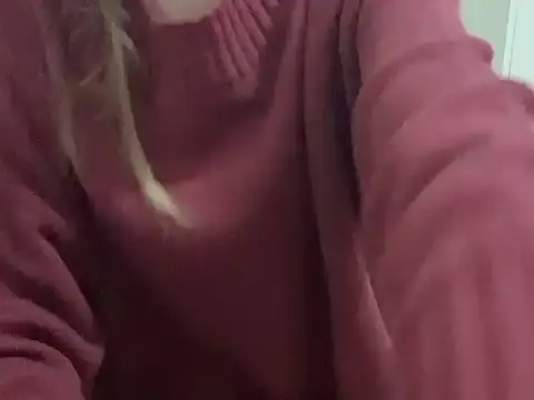 Snapshot of Chu1314 chatting on 02-01-25, 03:18 Chu1314 online show from 02-01-25, 03:18