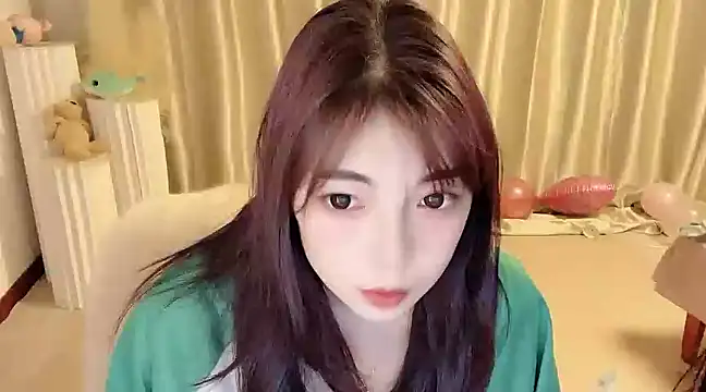 Snapshot of Song_99 chatting on 02-03-25, 05:51 Song 99 online show from 02-03-25, 05:51