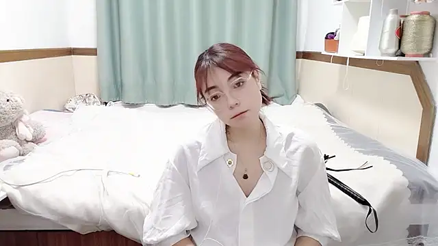 Snapshot of Song_99 chatting on 02-09-25, 01:35 Song 99 online show from 02-09-25, 01:35