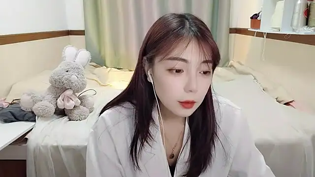 Snapshot of Song_99 chatting on 02-12-25, 02:32 Song 99 online show from 02-12-25, 02:32