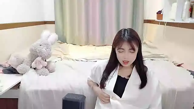 Snapshot of Song_99 chatting on 02-12-25, 05:37 Song 99 online show from 02-12-25, 05:37