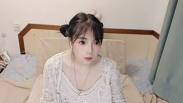 Snapshot of Song_99 chatting on 03-21-25, 01:45 Song 99 online show from 03-21-25, 01:45