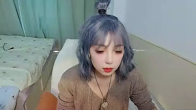 Snapshot of Song_99 chatting on 10-08-25, 06:22 Song 99 online show from 10-08-25, 06:22