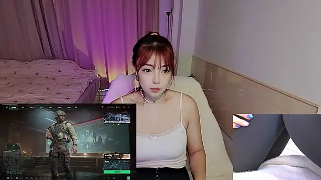 Snapshot of Song_99 chatting on 10-16-25, 04:24 Song 99 online show from 10-16-25, 04:24