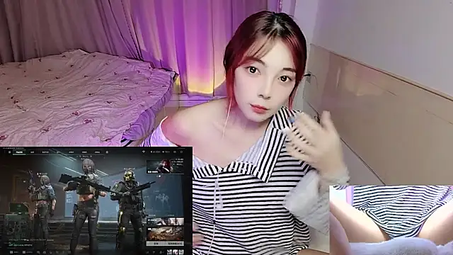 Snapshot of Song_99 chatting on 11-16-25, 12:33 Song 99 online show from 11-16-25, 12:33