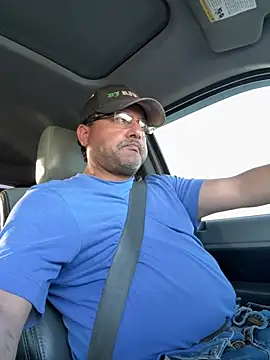 luiriv04 online show from 03-02-25, 12:20