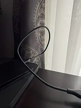 luiriv04 online show from 03-23-25, 12:26