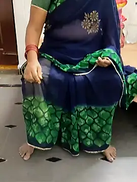 laxmitelugu78 online show from 02-06-25, 01:43