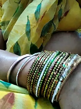 laxmitelugu78 online show from 03-09-25, 02:21