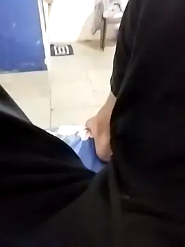 Snapshot of Playboy_bhabhi_00 chatting on 02-10-25, 02:05 Playboy bhabhi 00 online show from 02-10-25, 02:05