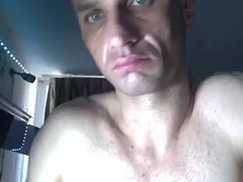 sexyhotstud12 online show from 02-06-25, 07:51