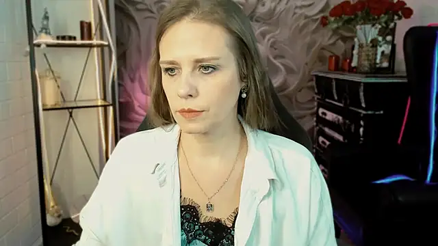 EmiliaBedy online show from 02-15-25, 09:05