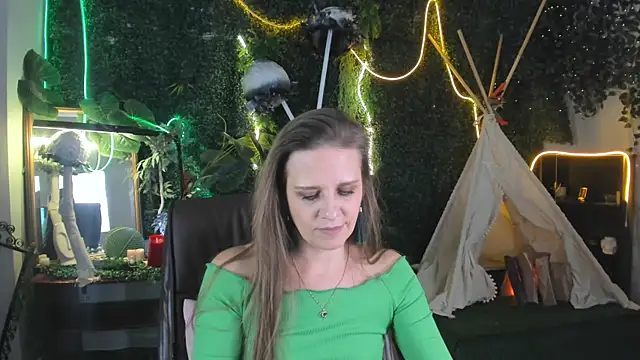 EmiliaBedy online show from 03-11-25, 03:34