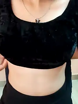 Snapshot of Aapsara_ chatting on 01-24-25, 05:21 Aapsara online show from 01-24-25, 05:21