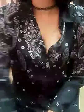 Snapshot of Aapsara_ chatting on 01-25-25, 04:57 Aapsara online show from 01-25-25, 04:57