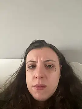 bunnythetailor online show from 02-20-26, 06:26