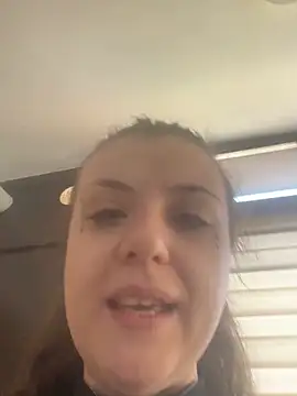 bunnythetailor online show from 04-22-26, 06:27