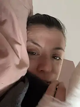 bunnythetailor online show from 04-23-26, 02:30