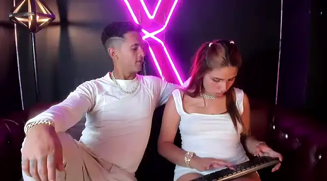 Nikki and Mayk online show from 02-02-25, 02:27