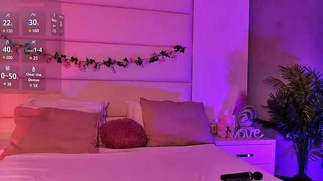 AylaPearl online show from 02-25-25, 04:46