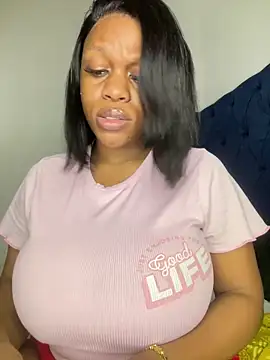 Boneca25 online show from 12-18-25, 01:50