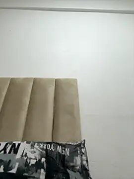 Boneca25 online show from 04-07-26, 11:32