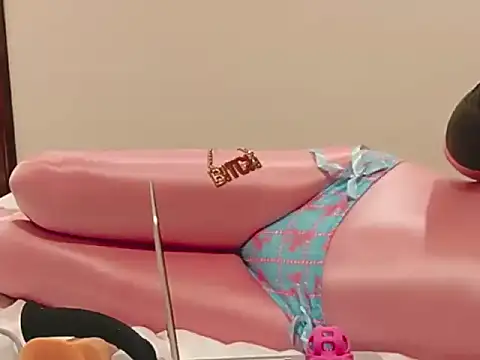 Snapshot of Cucked_Sissy_Bitch chatting on 02-27-26, 05:02 Cucked Sissy Bitch online show from 02-27-26, 05:02