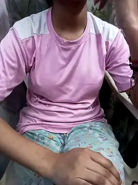 Snapshot of Tanu-00 chatting on 02-12-25, 01:59 Tanu-00 online show from 02-12-25, 01:59