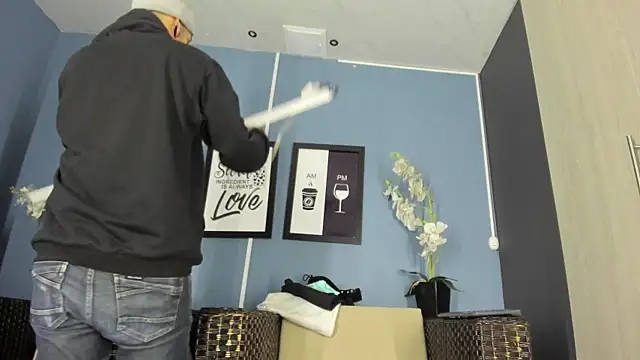 kaletattoo online show from 12-22-25, 11:07