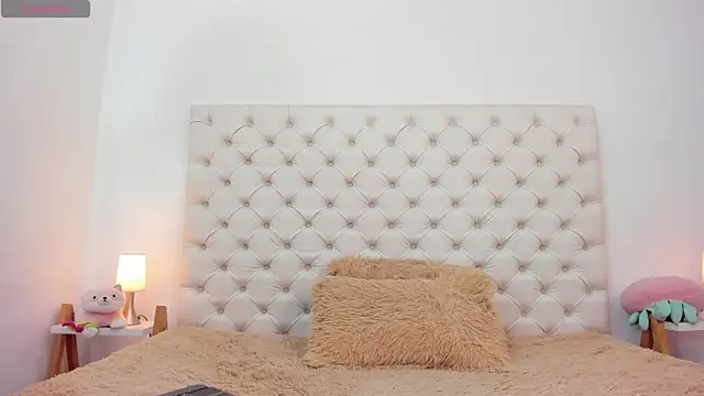 Snapshot of esmeralda06 chatting on 09-27-25, 03:50 esmeralda06 online show from 09-27-25, 03:50