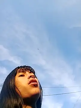 Snapshot of esmeralda06 chatting on 11-19-25, 11:21 esmeralda06 online show from 11-19-25, 11:21