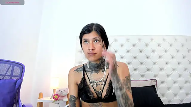 esmeralda06 online show from 07-16-26, 04:35