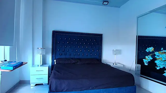 Milu ballmer online show from 09-22-25, 06:54