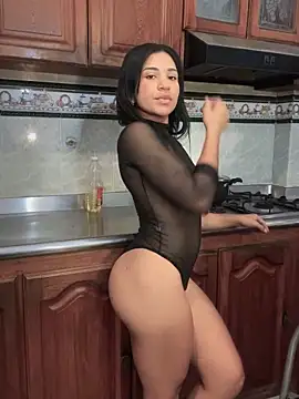 Snapshot of HeatherCobs chatting on 02-18-25, 12:26 HeatherCobs online show from 02-18-25, 12:26