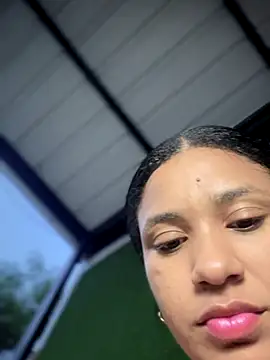 Snapshot of HeatherCobs chatting on 09-12-25, 11:04 HeatherCobs online show from 09-12-25, 11:04