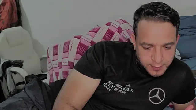 Snapshot of pdesangr chatting on 03-07-25, 03:40 pdesangr online show from 03-07-25, 03:40