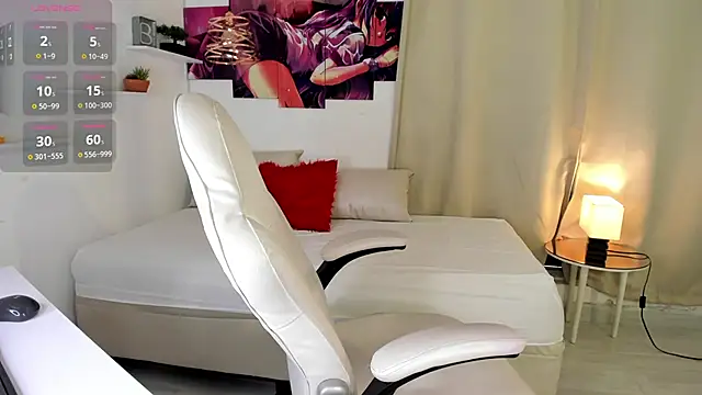 Snapshot of Karime_Oil chatting on 02-08-25, 01:54 Karime Oil online show from 02-08-25, 01:54