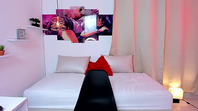 Snapshot of Karime_Oil chatting on 03-07-25, 07:27 Karime Oil online show from 03-07-25, 07:27