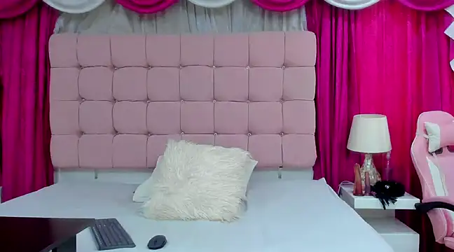 CanelaDevil  online show from 01-31-25, 11:56