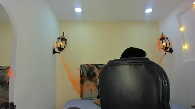 Dakkota Fox online show from 10-23-25, 09:24