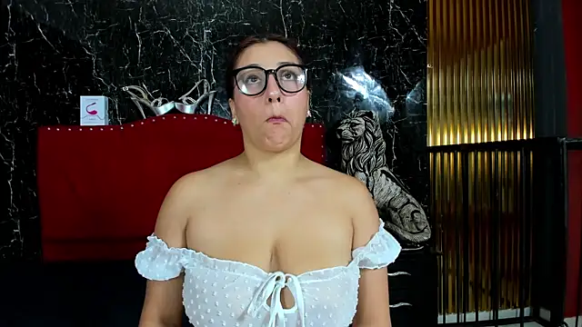 Snapshot of _nicolesweet chatting on 05-30-26, 07:44 nicolesweet online show from 05-30-26, 07:44