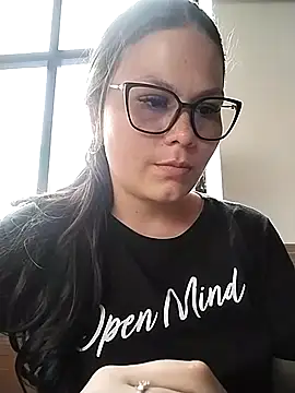 Snapshot of Vale_Saenzz chatting on 03-02-25, 07:02 Vale Saenzz online show from 03-02-25, 07:02