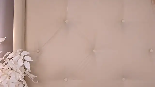 ur wet dreams online show from 04-12-26, 04:39